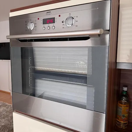 Lejlighed Exklusive 1-zimmer-wohnung In Ka-stadt