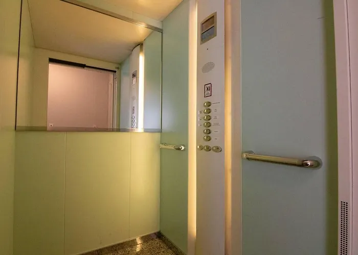 Exklusive 1-zimmer-wohnung In Ka-stadt *